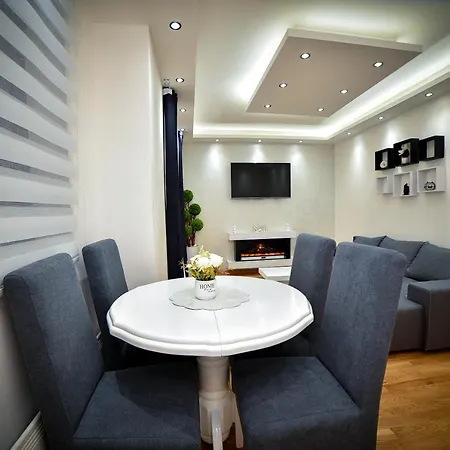 Apartment Nora Lux *