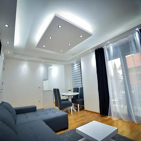 Nora Lux Apartment